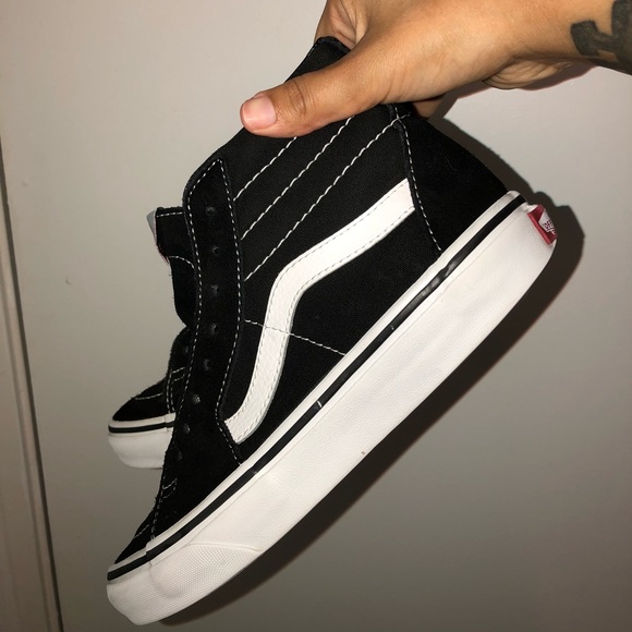 lowest price for vans shoes